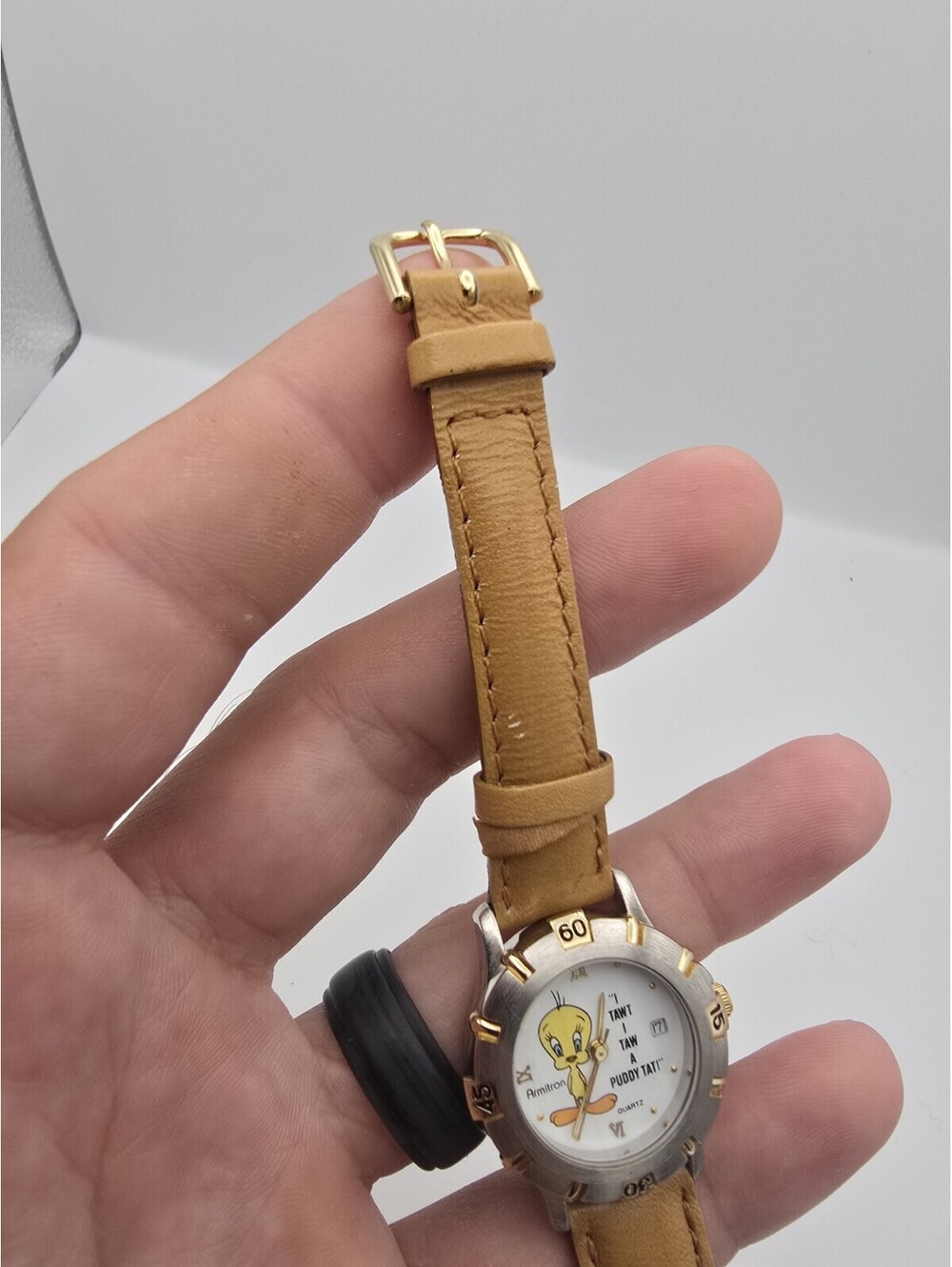 Armitron Looney Tunes Tweety Bird Two Tone Date Watch Tan Leather Band 1994 - Picture 3 of 8